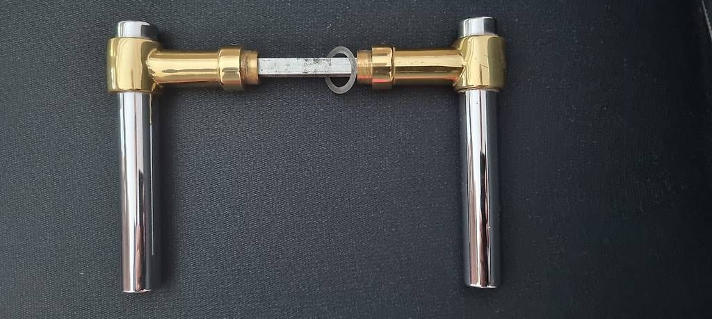 Quincaillerie: 6 Türklinken und Garnitur – D'occasion à Bonstetten par ser_d5bv