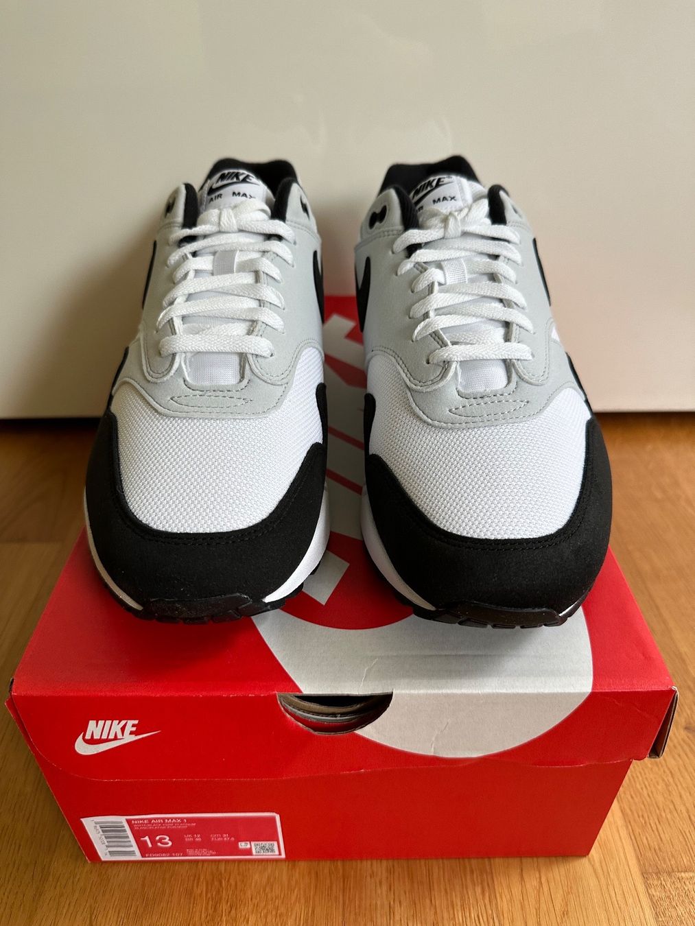Nike Herrenschuhe: Nike Air Max 1 – Neu und originalverpackt aus Luzern von Luxury82 3