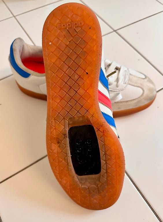 Scarpe da uomo:  Velosamba Adidas Grösse 40,5 – Usato da Basel venduto da vio-val 1