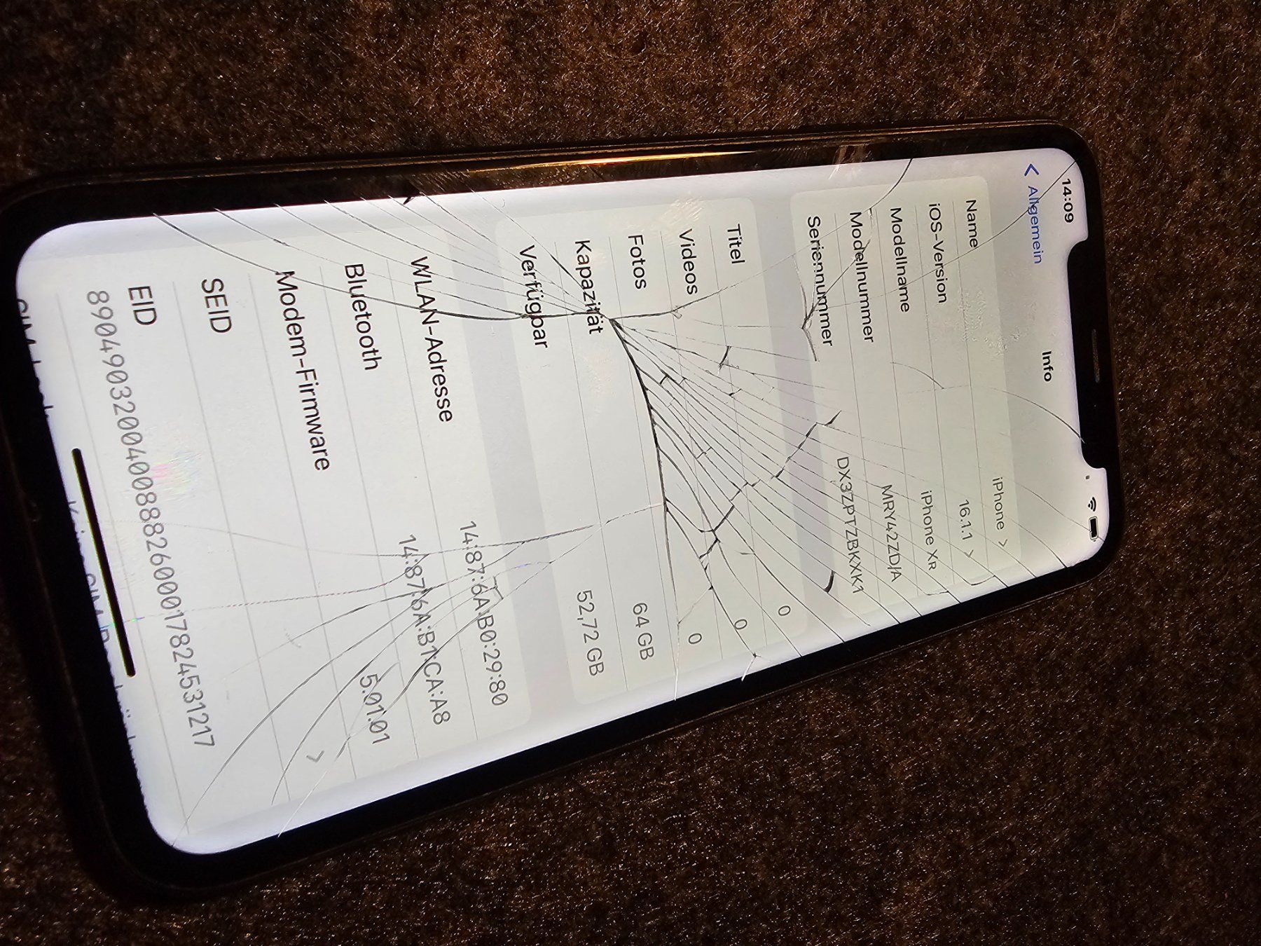 Apple Telefoni cellulari / Smartphones: iPhone Xr - Defekt - 64 GB - Displaybruch – Difettoso da Zweidlen venduto da RepToGo
