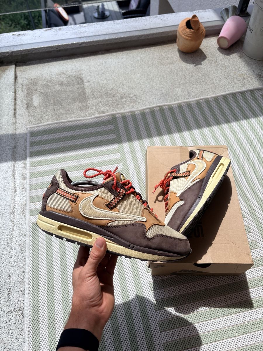 Nike Scarpe da uomo: Air Max 1 Travis Scott Baroque Brown – Usato da Lausanne venduto da mil_2s88