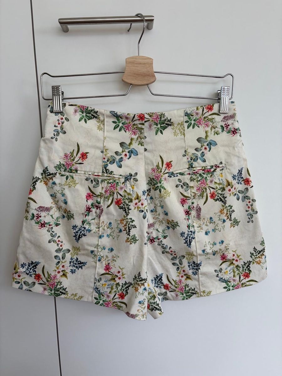 Zara Pantaloni: Zara Short Gr. M mit Sommer-Blumenprint – Usato da Altdorf UR venduto da mede11 1