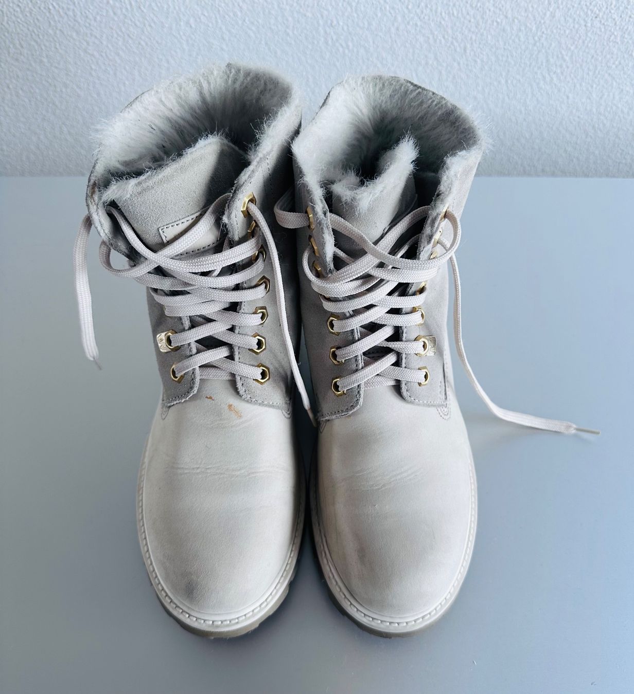 Timberland Damenschuhe: Weinbrenner leather Boots size 40 beige light grey warm – Gebraucht aus Zürich von smackpix 1