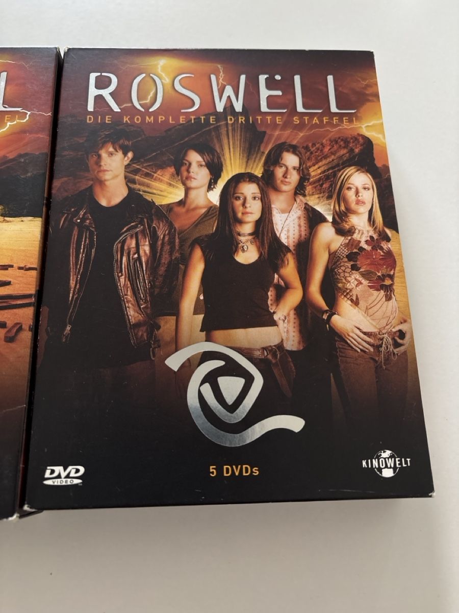 Alle DVDs: ROSWELL 1 - 3 komplett – Gebraucht aus Amriswil von SCHLOSSGEISTLI 3