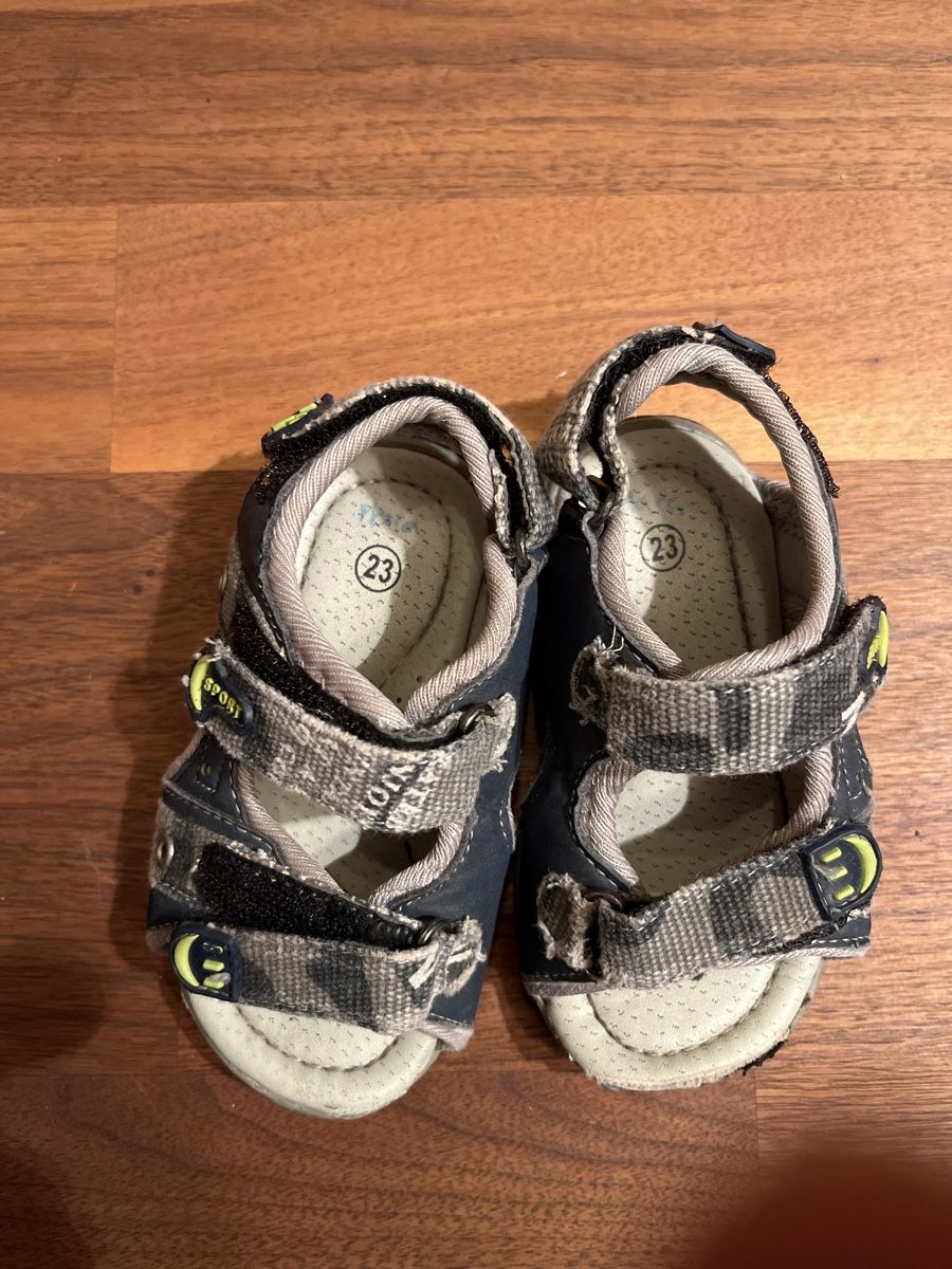 Scarpe per ragazzi: Sandalen 23 – Usato da Andelfingen venduto da estark 1