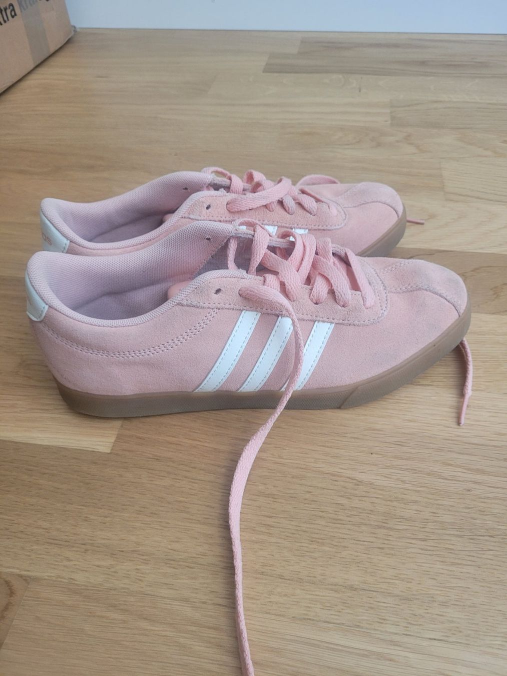 Adidas Scarpe da uomo: Sneakers Adidas pink 39 – Usato da Samstagern venduto da jus_p9b9 1