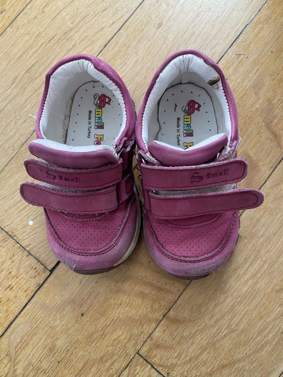 Scarpe per ragazze: Kinderschuhe Gr 22 Herbst/Winter Mädchen – Usato da Basel venduto da TanyaRad 1