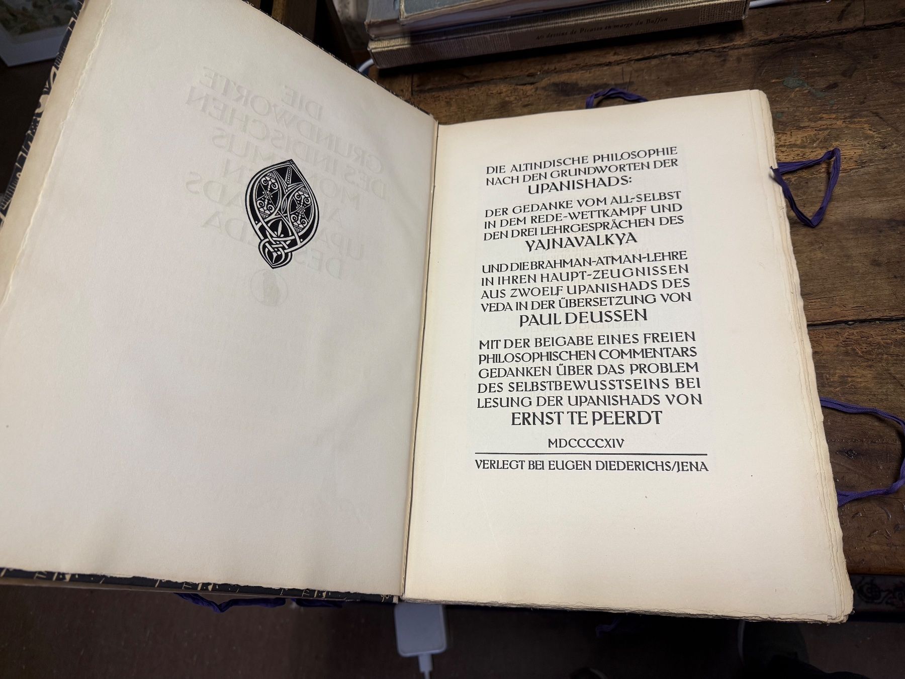 Bücher: Upanishads des Veda indischer Monismus nummeriert – Gebraucht aus Bern von Jwpm66 2