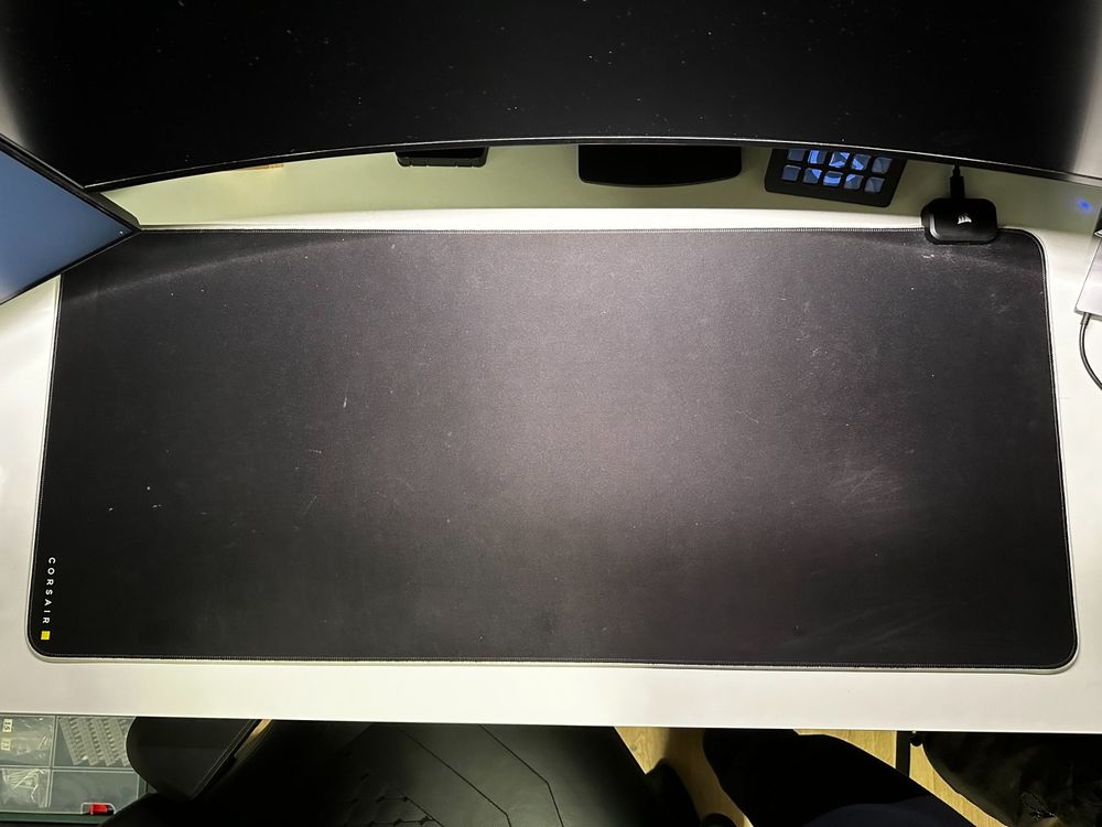 Corsair MM700 RGB Extended 3XL gaming muismat Zwart, RGB leds
