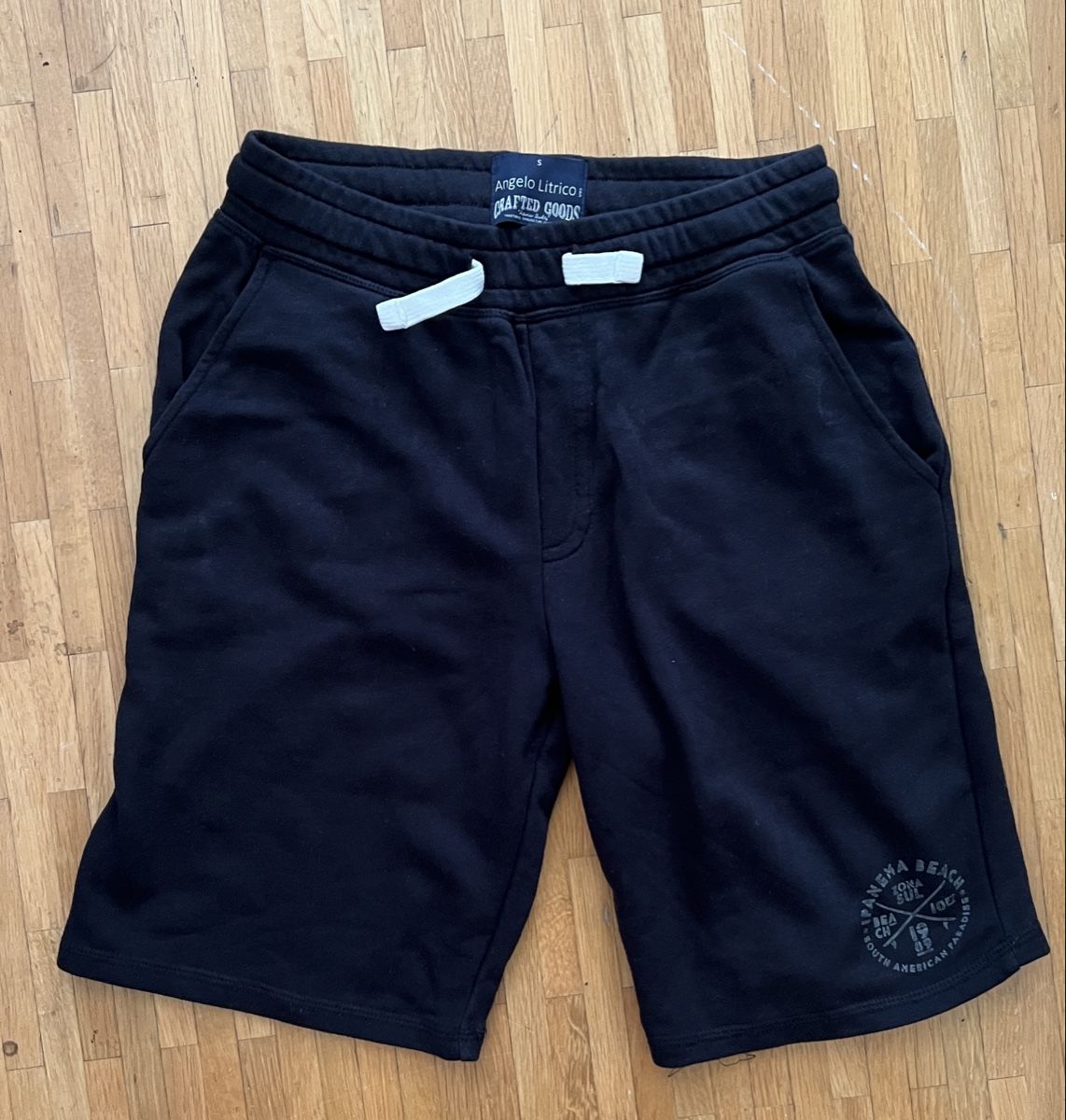 Pantaloni: Shorts schwarz Gr. S Baumwolle – Usato da Tagelswangen venduto da Bomu