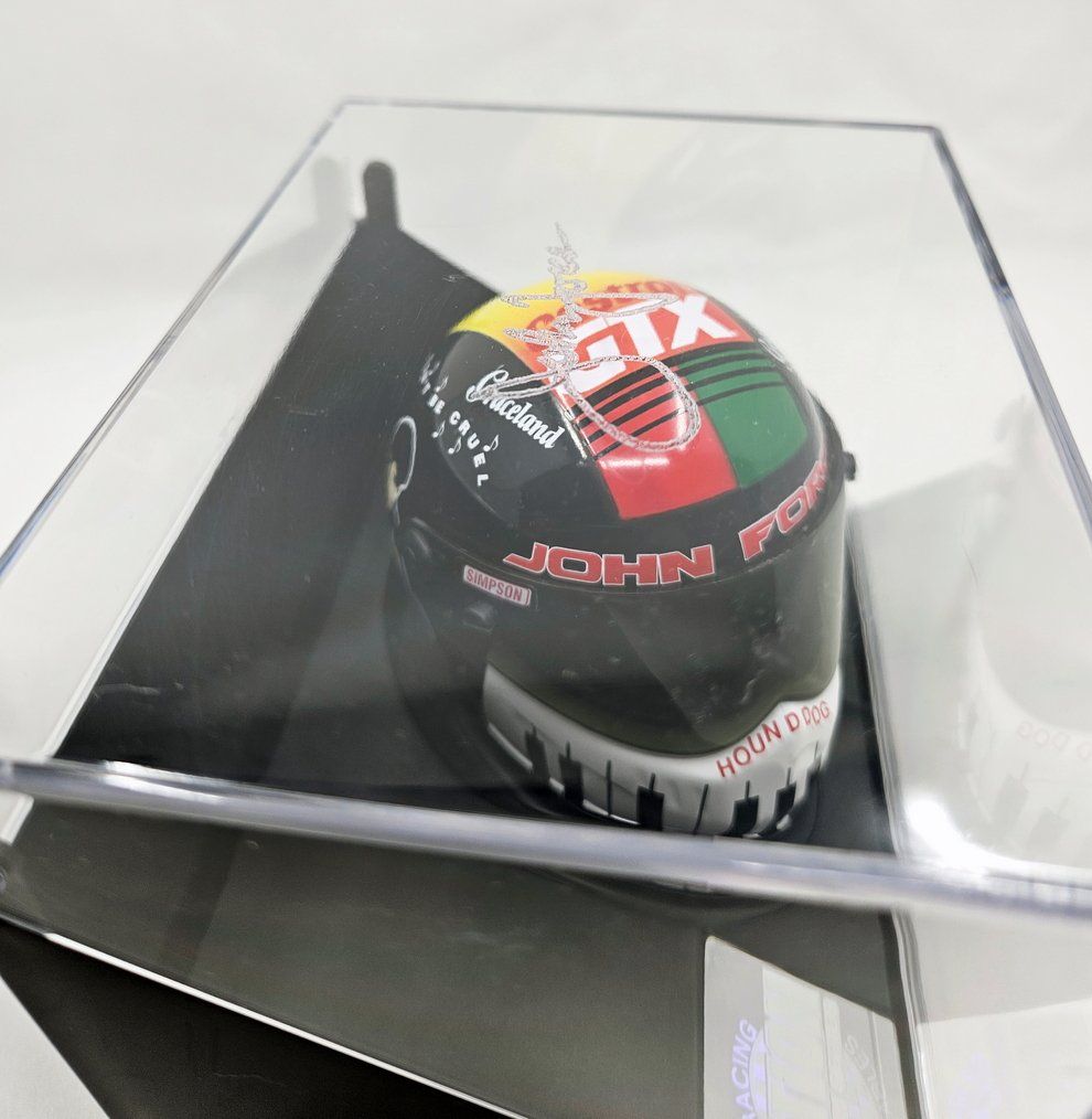 Statuette: John Force - Elvis Presley Helm 1:4 (1998) – Usato da Zürich venduto da Numark 2