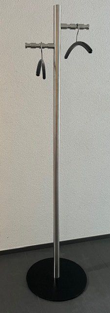 Porte manteau: Garderobenständer Stahl – D'occasion à Zürich par Gottseidank 1