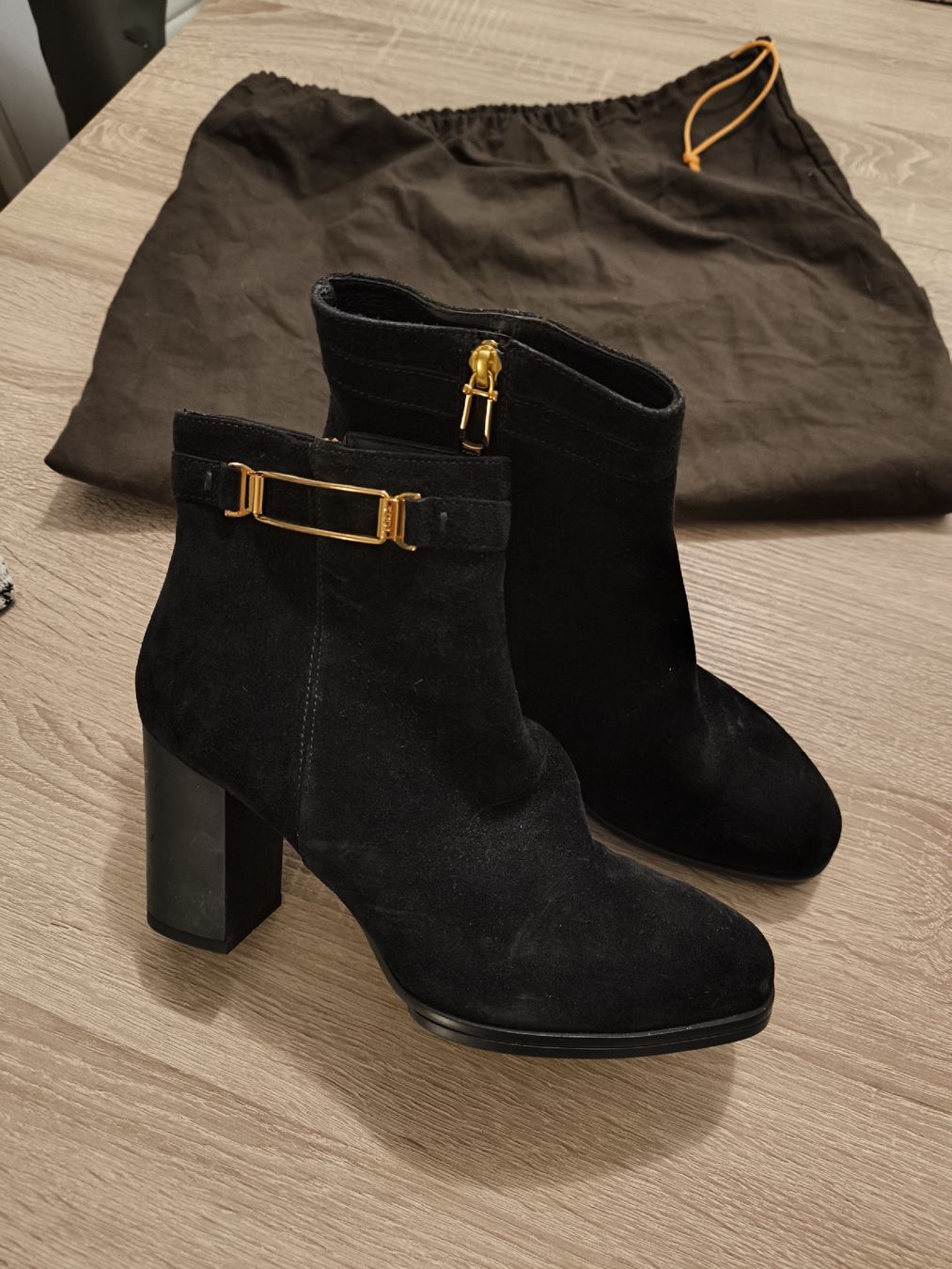 Tod'S Scarpe da donna: TOD's Wildleder Ankle Boots | 39 1/2 – Nuovo (secondo la descrizione) da Seuzach venduto da mi.lady