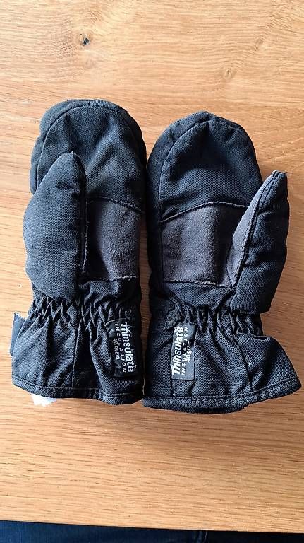 Guanti: Winterhandschuh Kinder Gr. 116 Wolfskin – Usato da Udligenswil venduto da pablo_picante 1