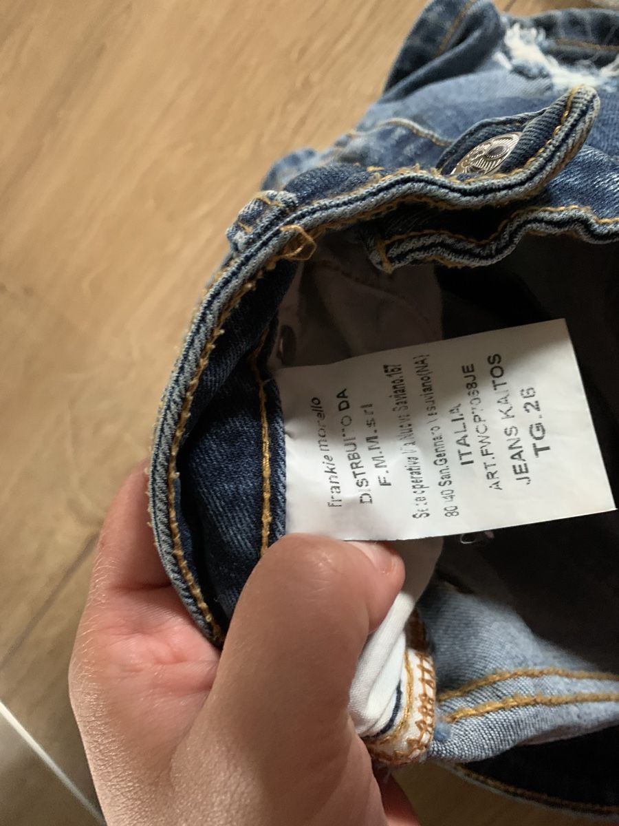 Pantaloni: Shorts original Frankie Morello  – Usato da Zell LU venduto da Cipollone7 6