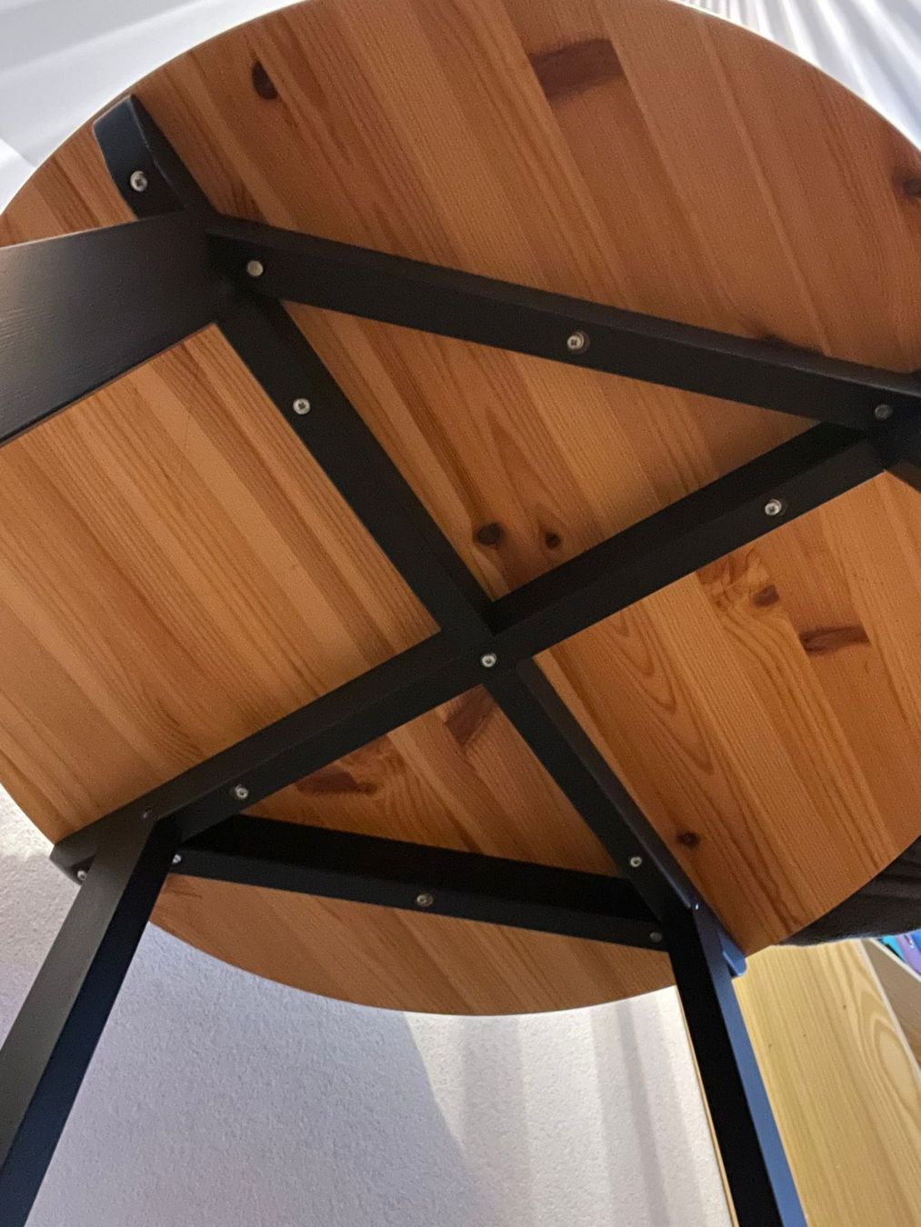 Tavoli: Table ronde en bois – Usato da Marly venduto da hay_kym6 2