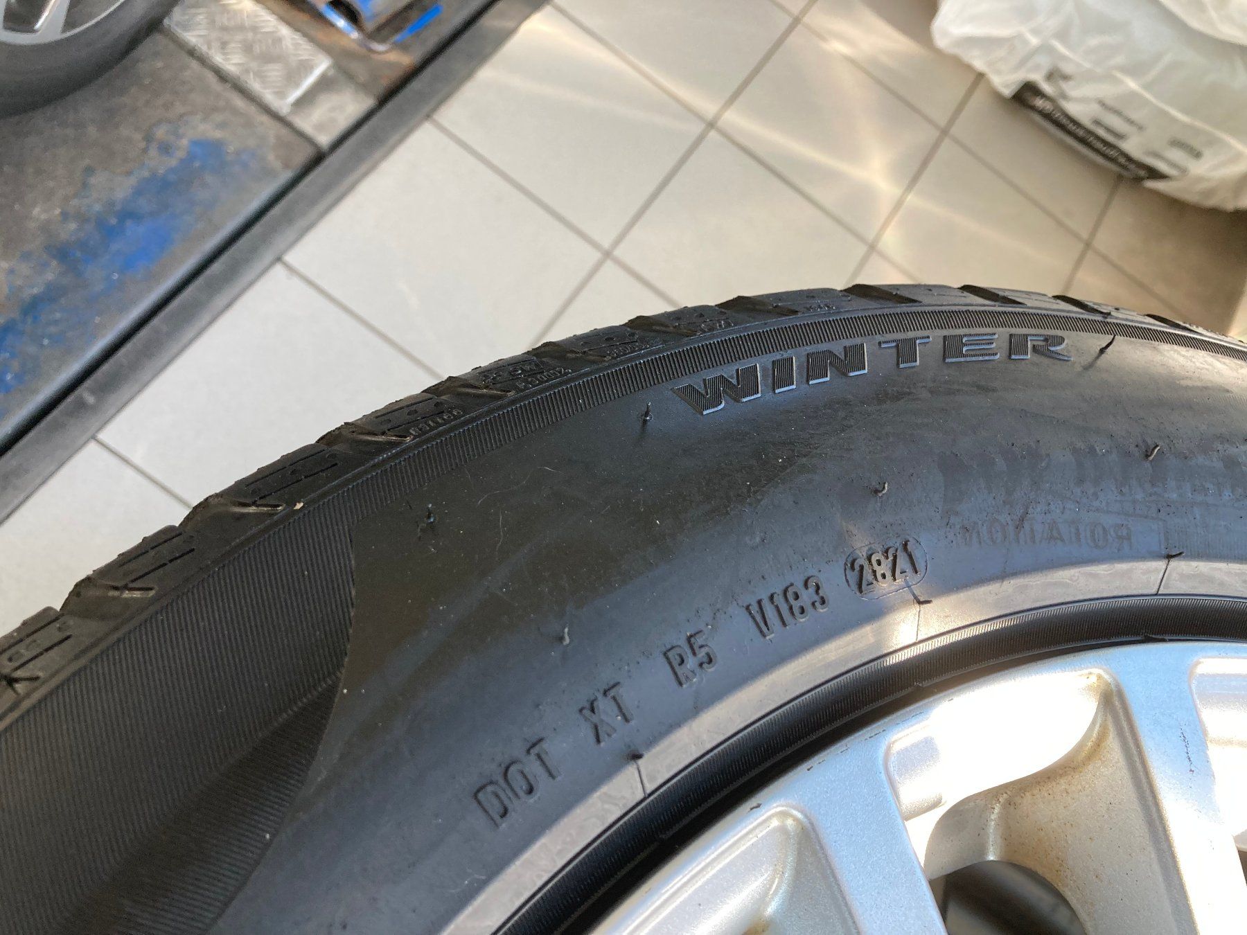 BMW Pneumatici & Ruote complete: BMW X3 Winterräder 225/60R18 – Usato da Cham venduto da WB2223 6