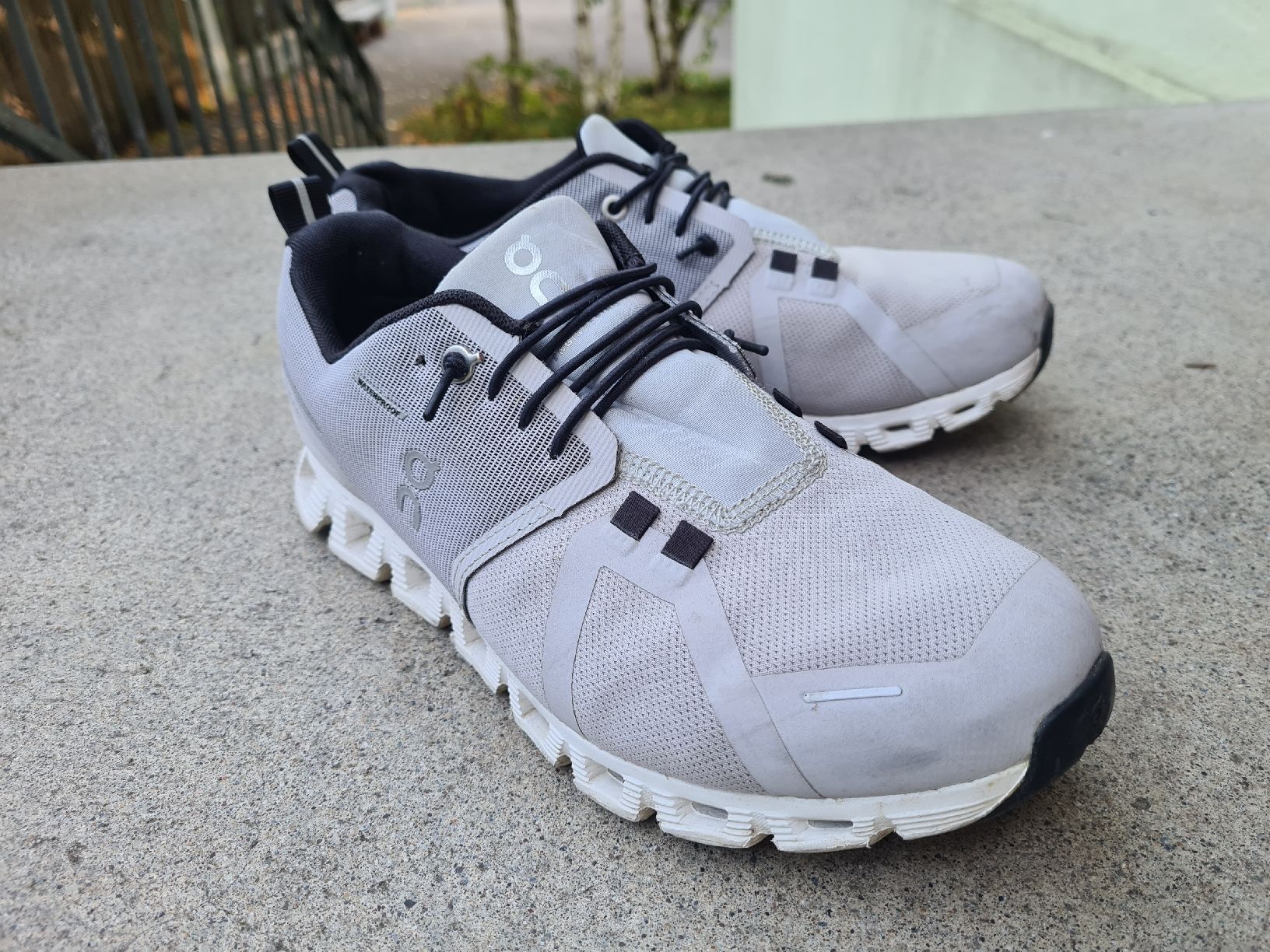 On Scarpe da donna: On Cloud Running Shoes grey waterproof size EU 40 – Usato da Zürich venduto da aud_f2cx 2