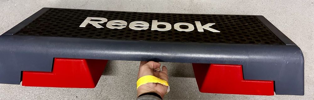 NEU REEBOK Steppbrett (Neu (gemäss Beschreibung)) in Dübendorf für CHF ...