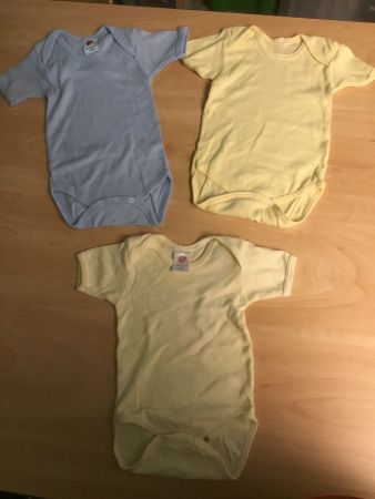 3 Coconette Bodys kurz Gr. 62/68
