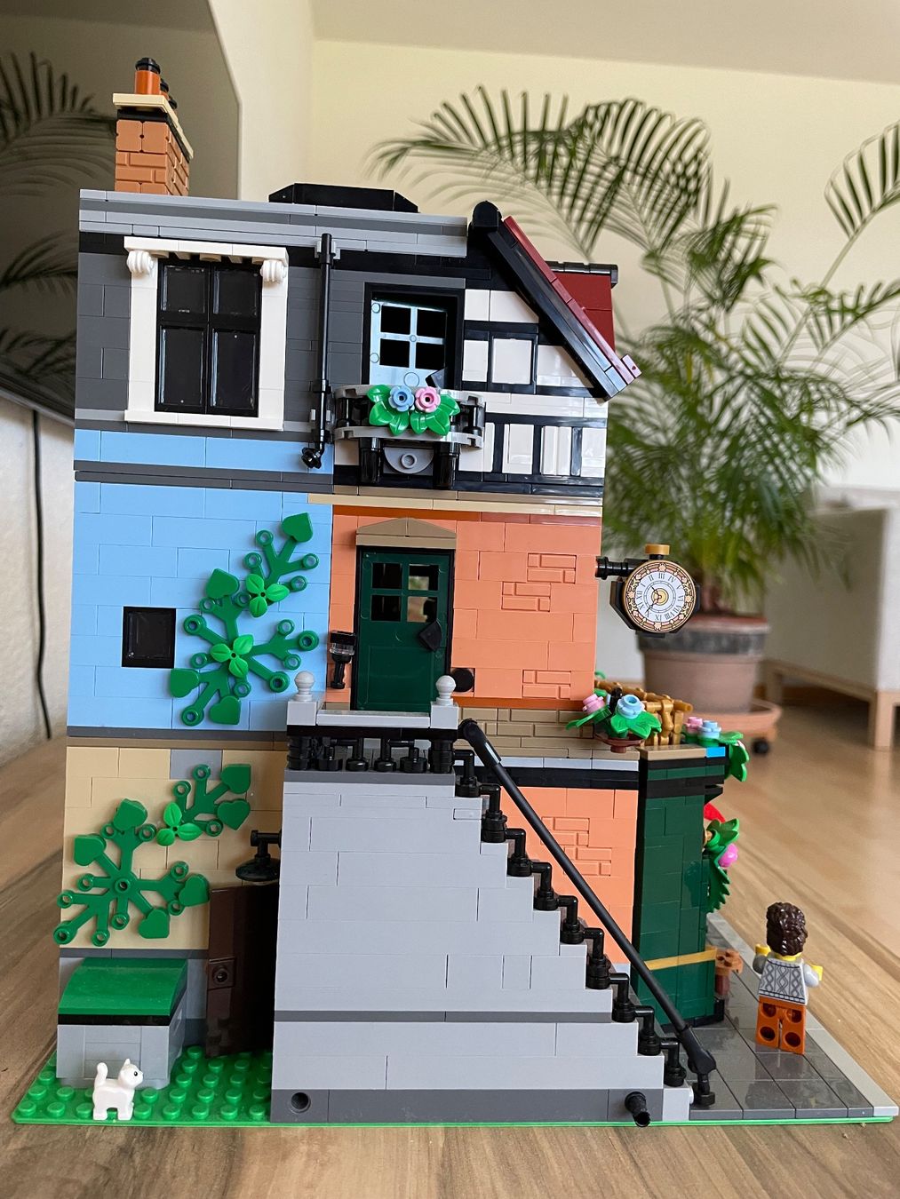 Lego Baukästen: Lego 10350 Tudor Eckhaus – Gebraucht aus Gasel von Federscharnier 1