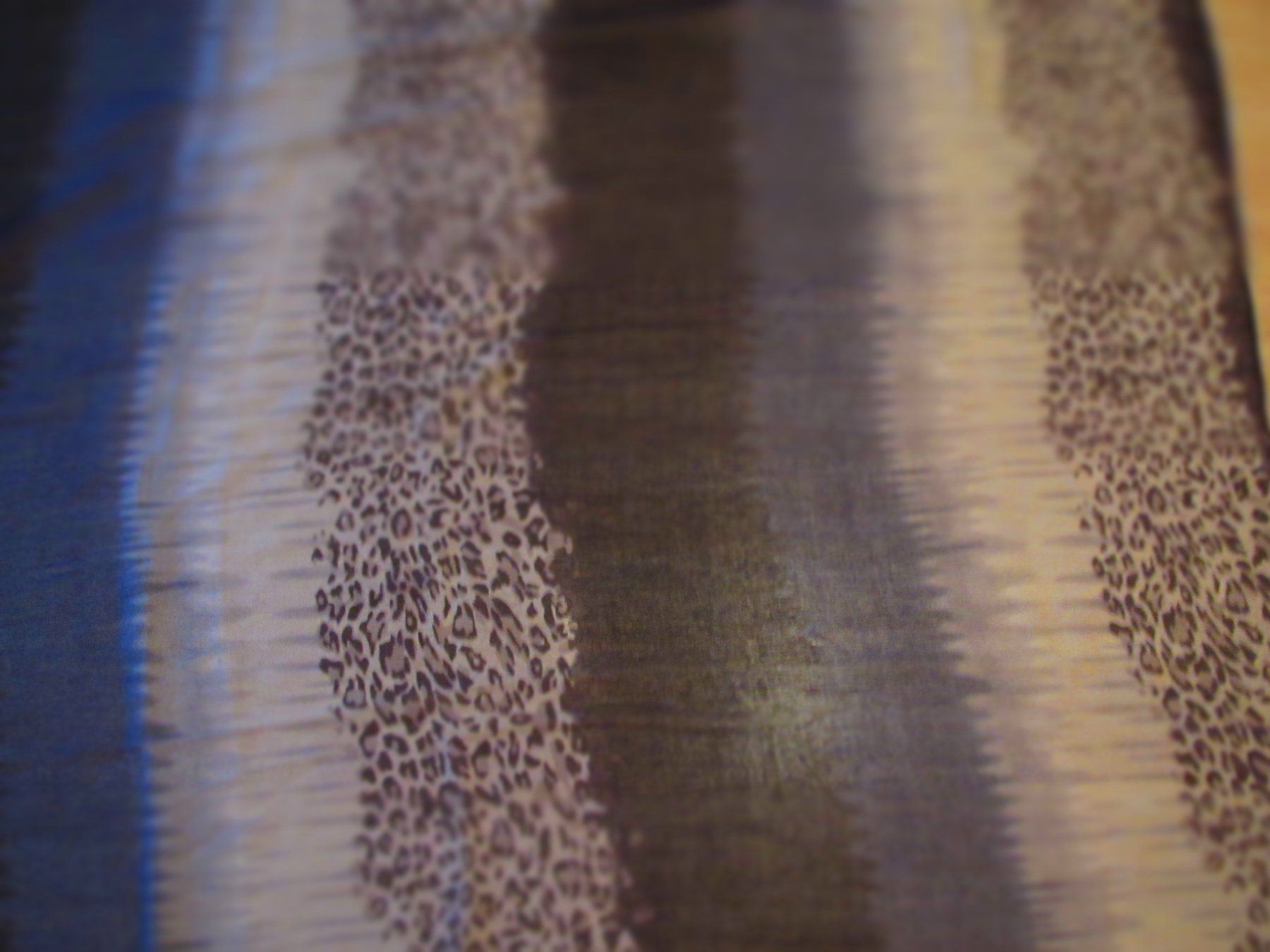 Foulard & Sciarpe: TRES GRAND FOULARD – Usato da Murten venduto da Selliot 2