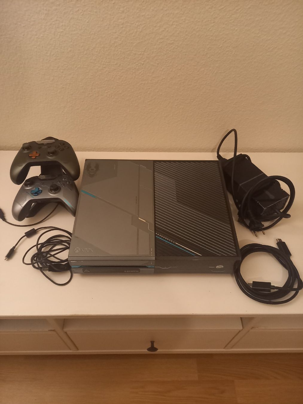 Microsoft Console: XBox One halo 5 Edition – Usato da Aesch BL venduto da RedChief-125