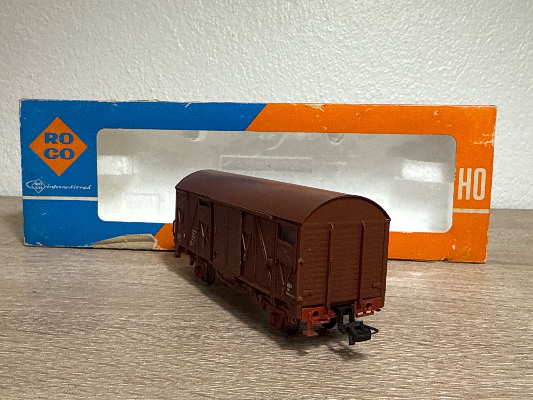 Roco Modellini di ferrovie: Roco 4340F Güterwagen SNCF H0 – Usato da St-Aubin-Sauges venduto da tantome 3