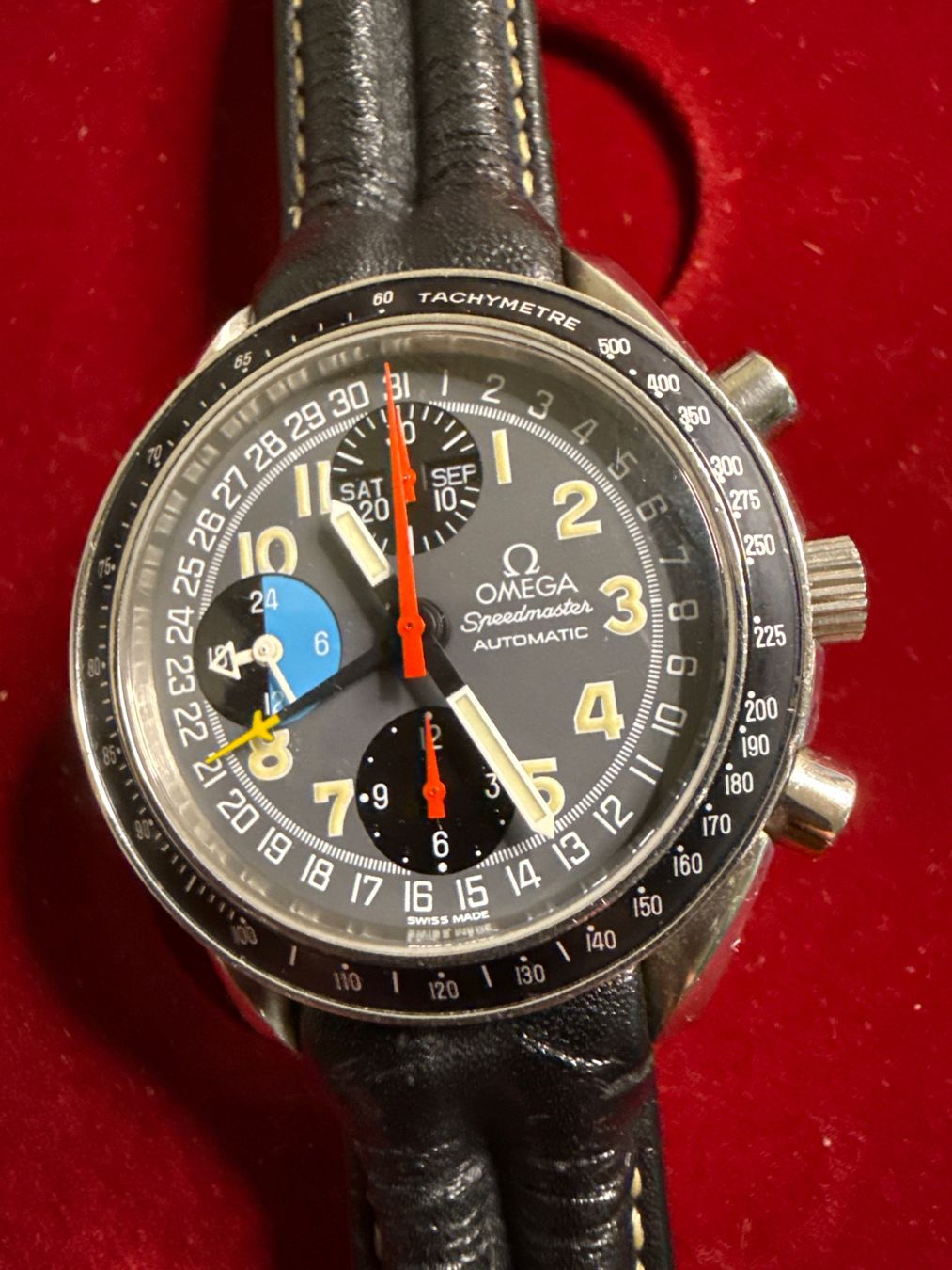 Omega Orologi: Omega Speedmaster Tripeldate 39 mm – Usato da Pfeffingen venduto da Allhandelklgwatches