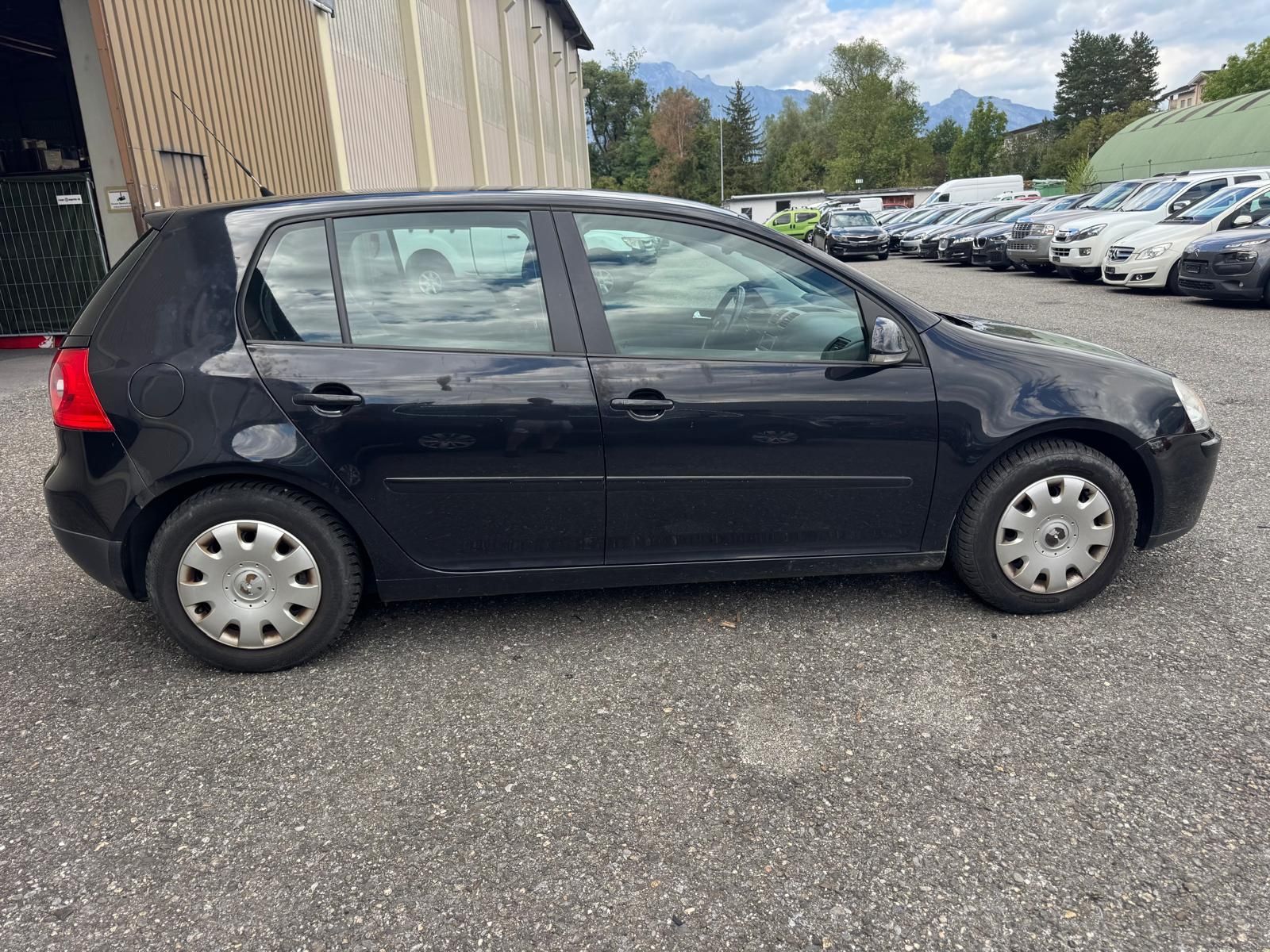 VW Automobili: VW Golf V 1.4 Benziner handschaltung – Usato da Eschen venduto da kingkong010 2