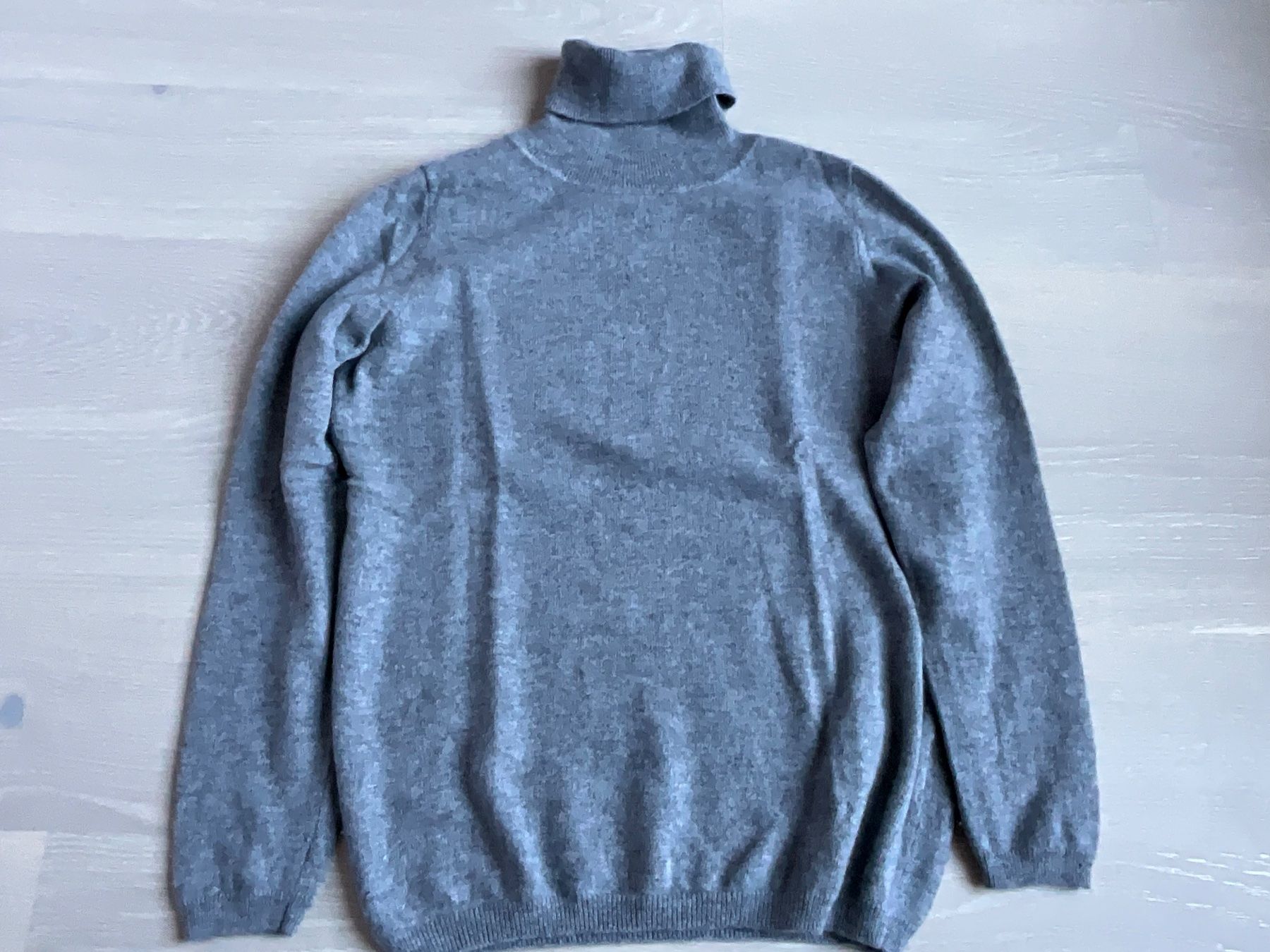 Maglioni & Felpe: Pull col roulé Cashmere Collection gris taille XS – Usato da Meinier venduto da Izabelaanna