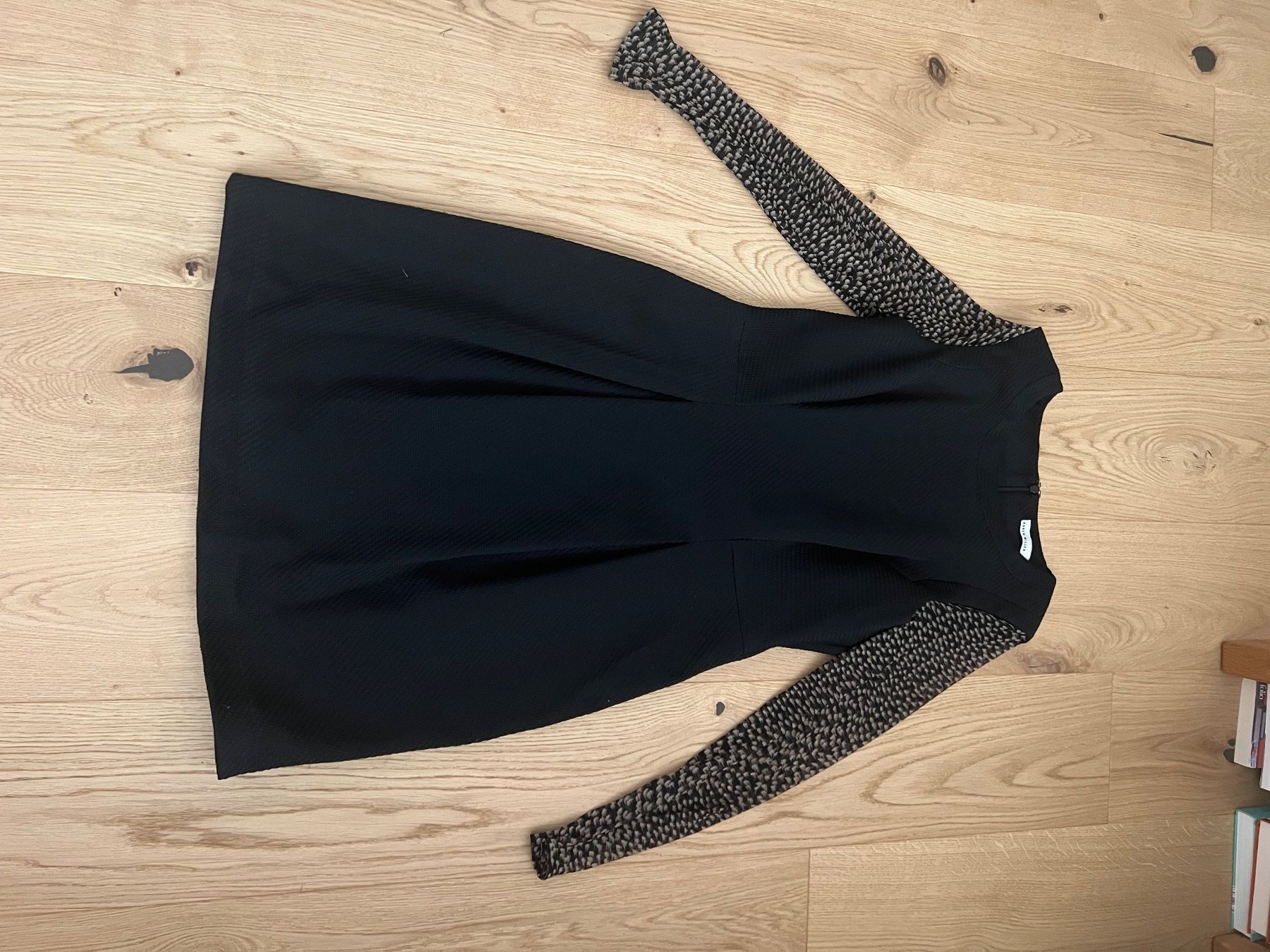 Karen Millen Vestiti: Kleid von Karen Millen – Usato da Würenlingen venduto da Mwan