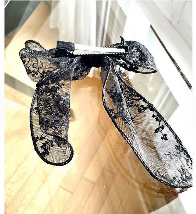 Accessori per capelli: Neue Haarschleife mit Nadel – Nuovo (secondo la descrizione) da Lugano venduto da dir_5287 1