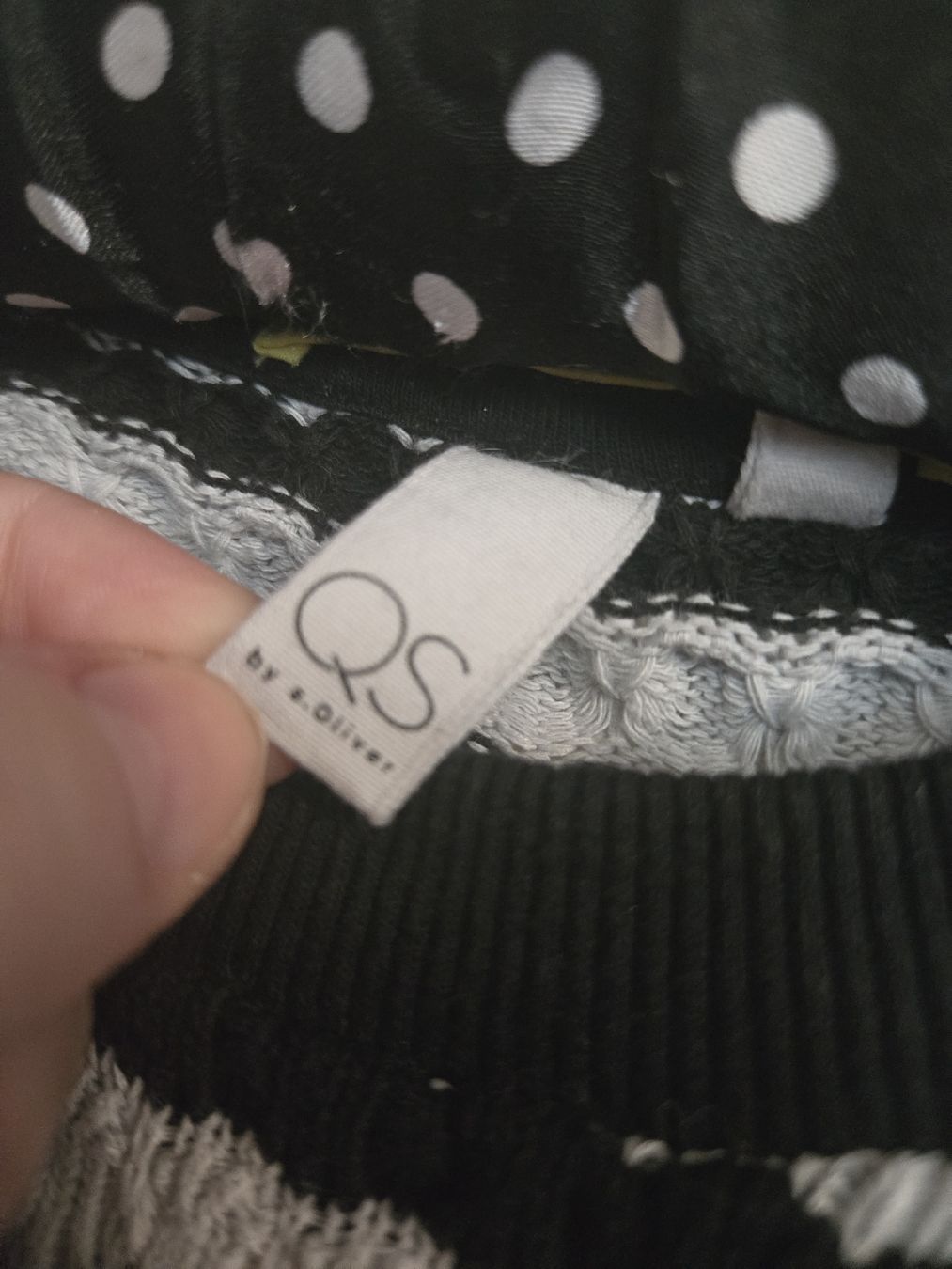 S.Oliver Maglioni & Felpe: QS by s.Oliver Pullover, Grösse L, Schwarz/Weiss Top – Usato da Dübendorf venduto da Timulka 2
