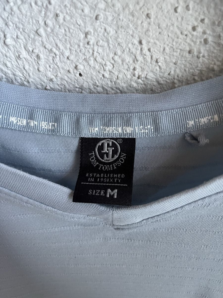 T-shirt: hellblaues T-Shirt - Tom Tompson – Nuovo (secondo la descrizione) da Jonschwil venduto da Julie1696 3