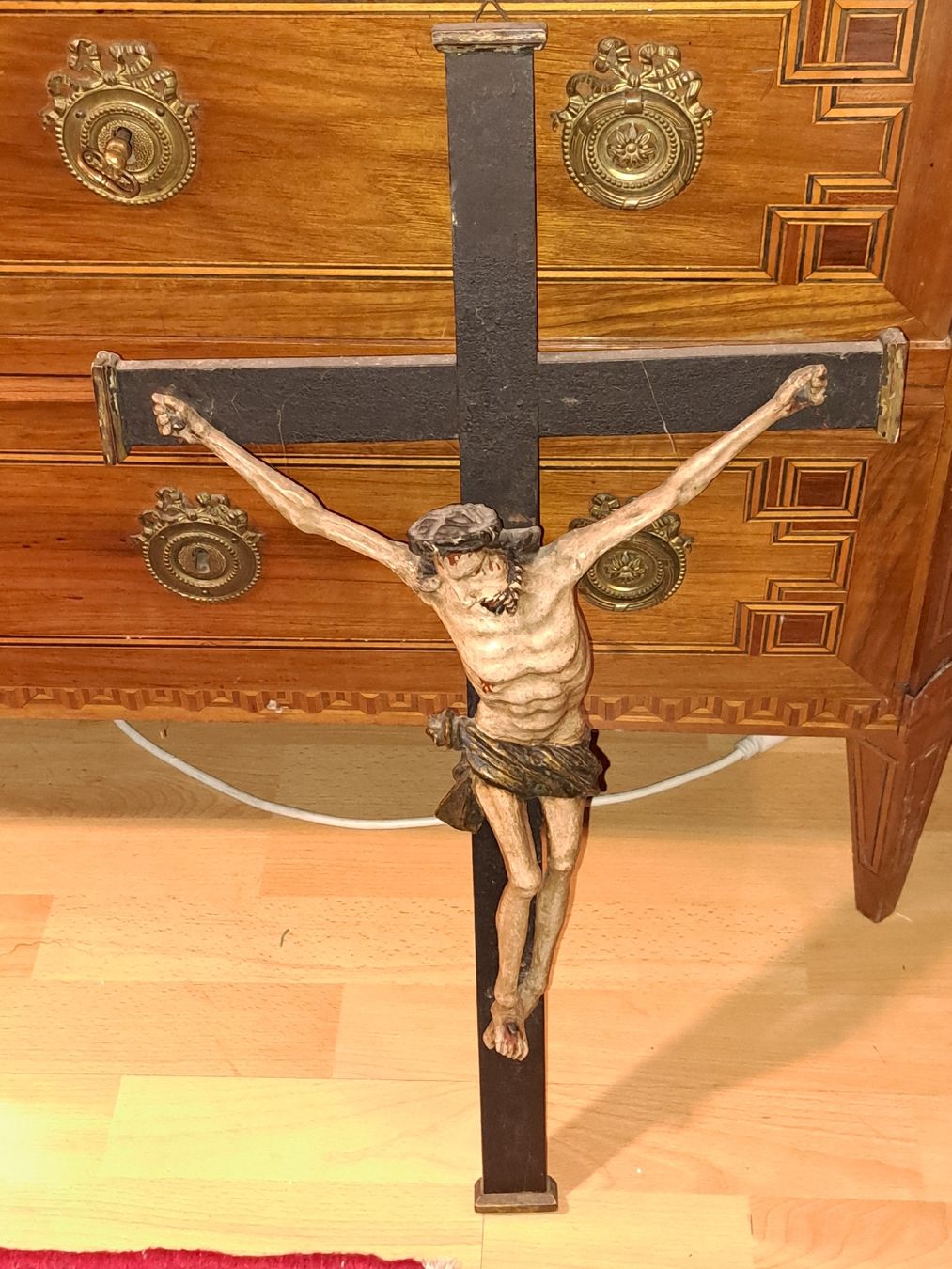 Statuette: Antikes Kruzifix aus Holz – Usato da Kölliken venduto da Upcycling-by-Mc-TAM