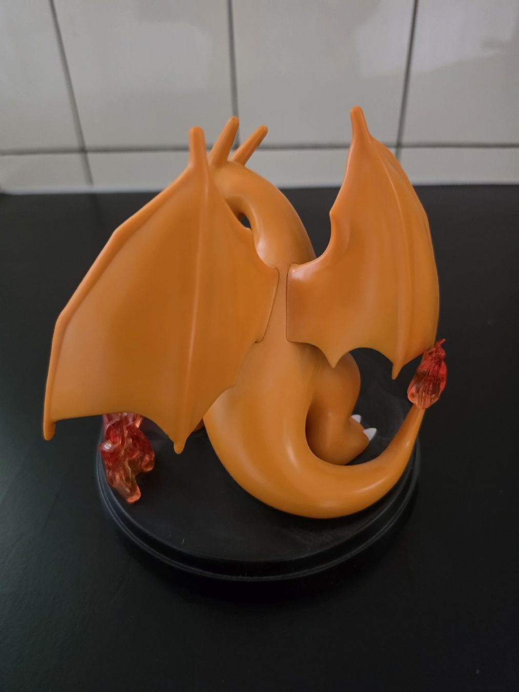 Pokémon Figuren: Pokemon Glurak Figur mit Flammen – Gebraucht aus Wallisellen von BaronesseLea 1