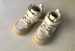 Kinderschuh Sneaker Zara Gr. 23 weiss beige