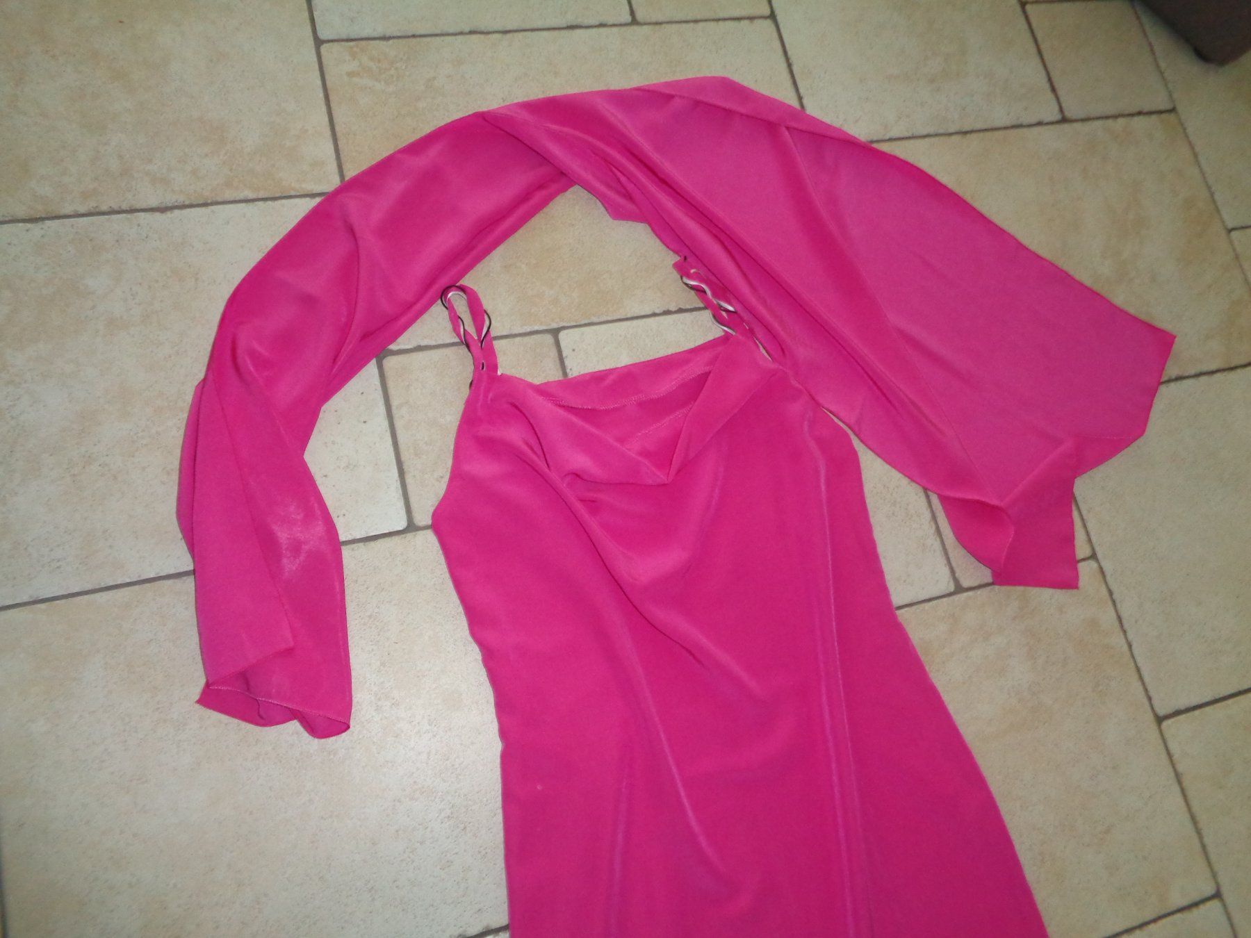 Kleider: Kleid mit Schal  Grösse 36/38 – Gebraucht aus Kreuzlingen von Robi-2003 2