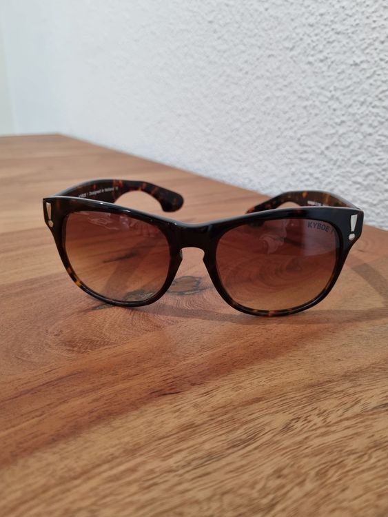 Berzieh Sonnenbrille Testnull