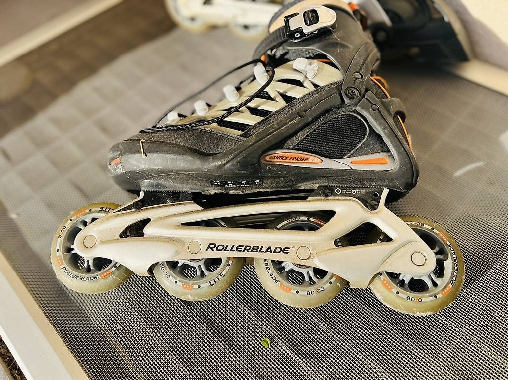 Pattini in linea & Pattini a rotelle: Rollerblades taille 38 – Usato da Echallens venduto da fayetrahel 2