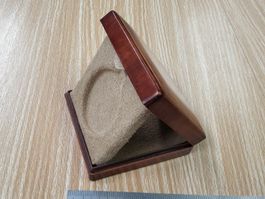 Edle Schatulle / Aufsteller für Taschenuhren,  Neu