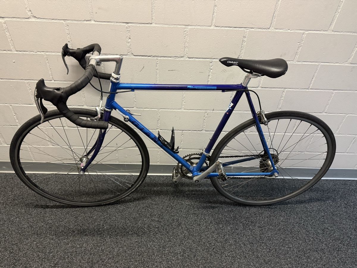 Giant Vélos: Rennvelo Giant – D'occasion à Bern par Delamer 1