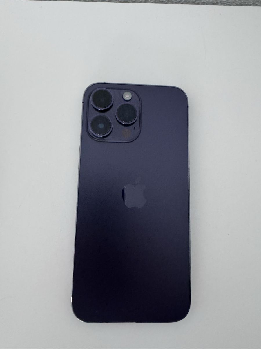 Apple Telefoni cellulari / Smartphones: iPhone 14 Pro Max Deep Purple 128GB mit Zubehoer – Usato da Schliern b. Köniz venduto da Melom 5