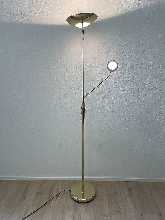 Lampade: Vintage Stehleuchte mit Leseleuchte in Messingoptik – Usato da Obernau venduto da Arche_Noah_Brocki