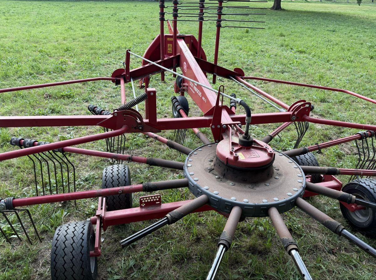 Lely Raufutterernte: Lely Kreiselschwader – Gebraucht aus Grono von Maxtim 1