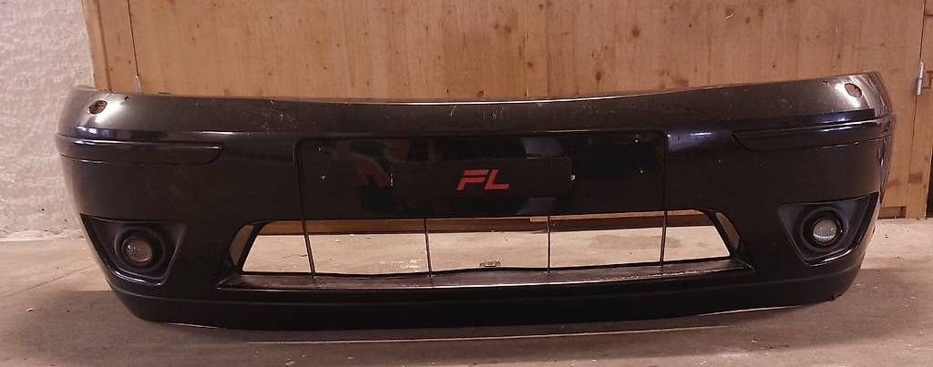 Alle Autoersatzteile: Stossstange Ford Focus 1 Vorn – Gebraucht aus Bettlach von tom_yf2m