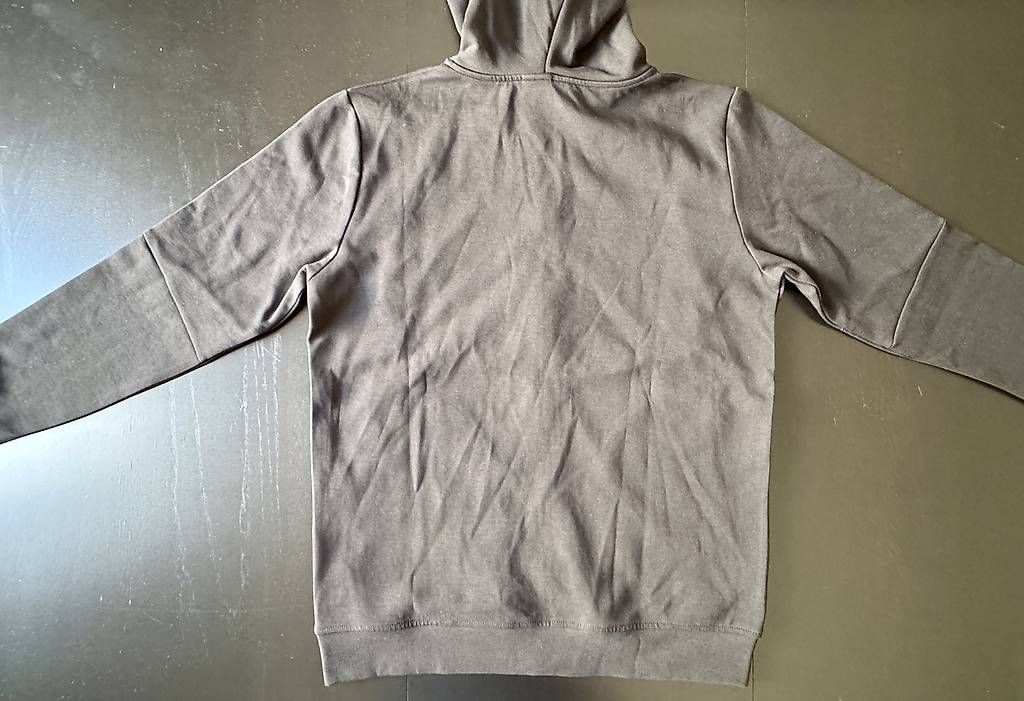 Maglioni & Felpe: Smilodox Hoodie – Usato da Basel venduto da Klingelbergstrasse 1