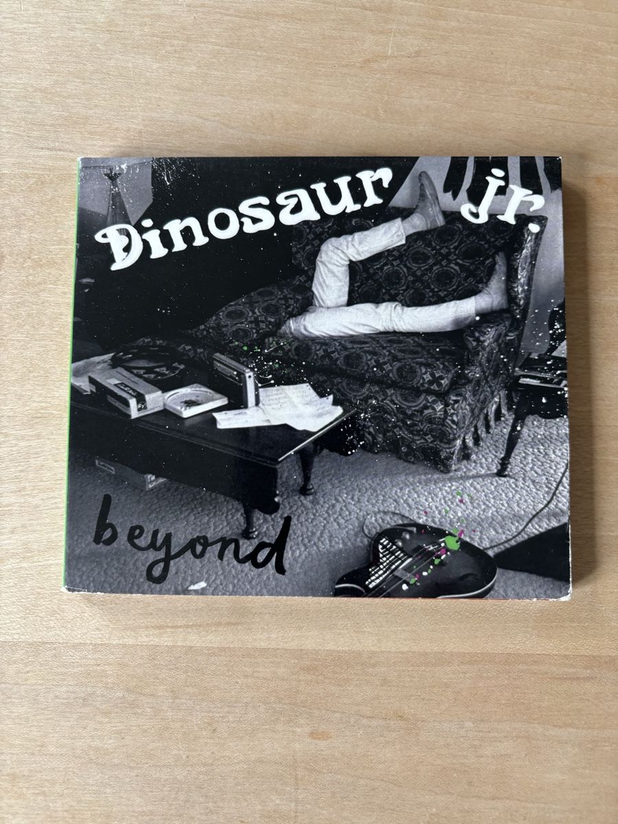 CD: Dinosaur Jr. - Beyond (CD) – Usato da Zürich venduto da Interpol