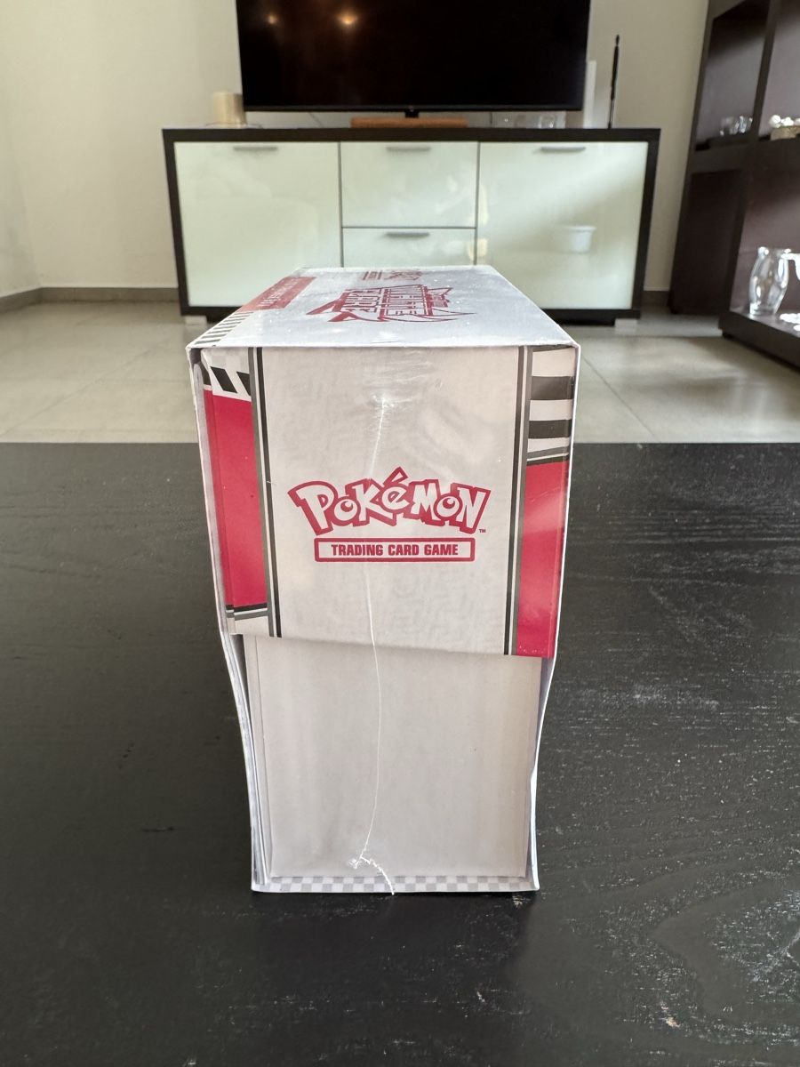 Pokémon Carte collezionabili: White Flare - Pokemon ETB -  Elite Trainer Box - Sealed - EN – Nuovo e nell'imballaggio originale da Bellinzona venduto da TheCarden 1